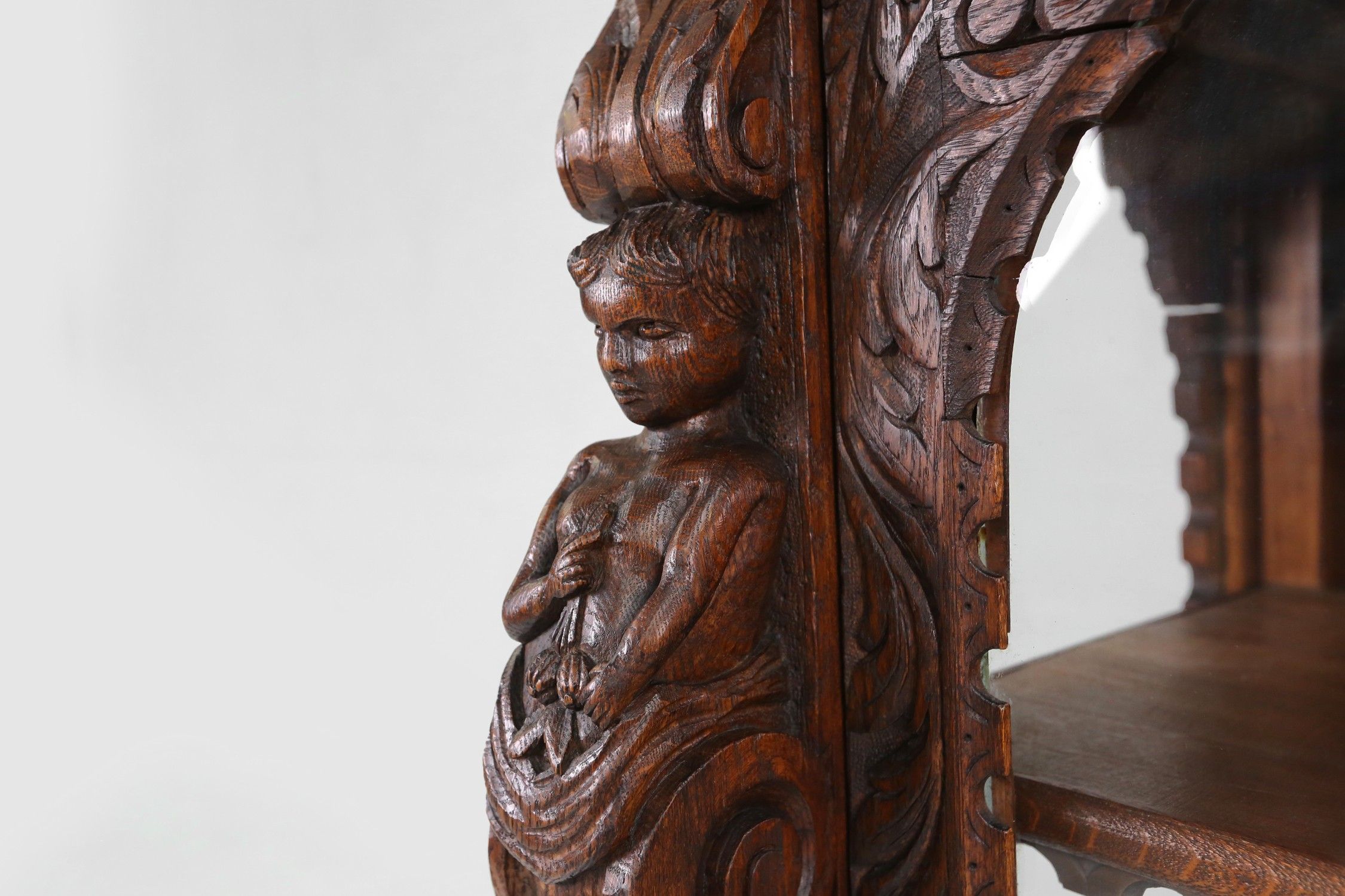Richly decorated baroque style display case in oak, Belgium 20th centurythumbnail